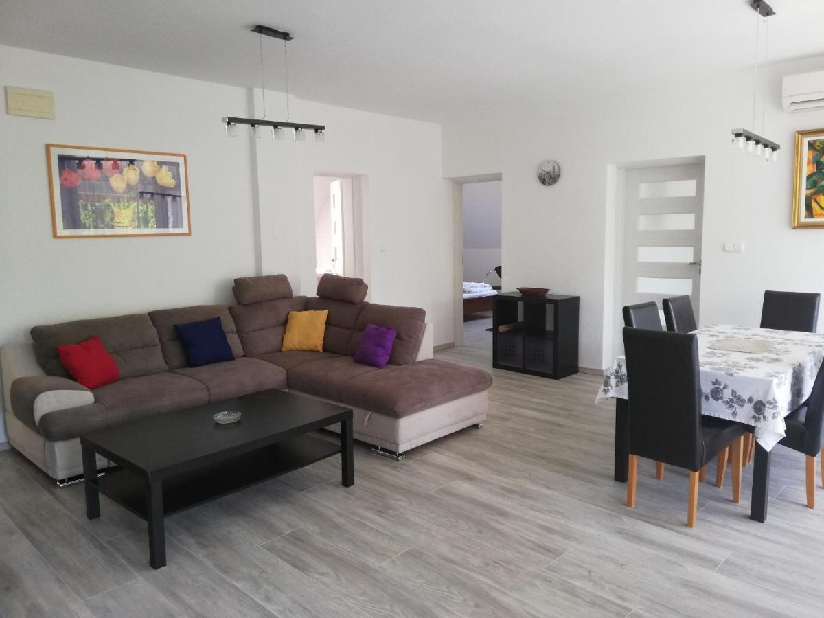 Levente Apartman Balatongyörök Exteriér fotografie